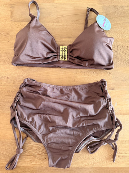Sale Bikini Top Herraje tiro alto