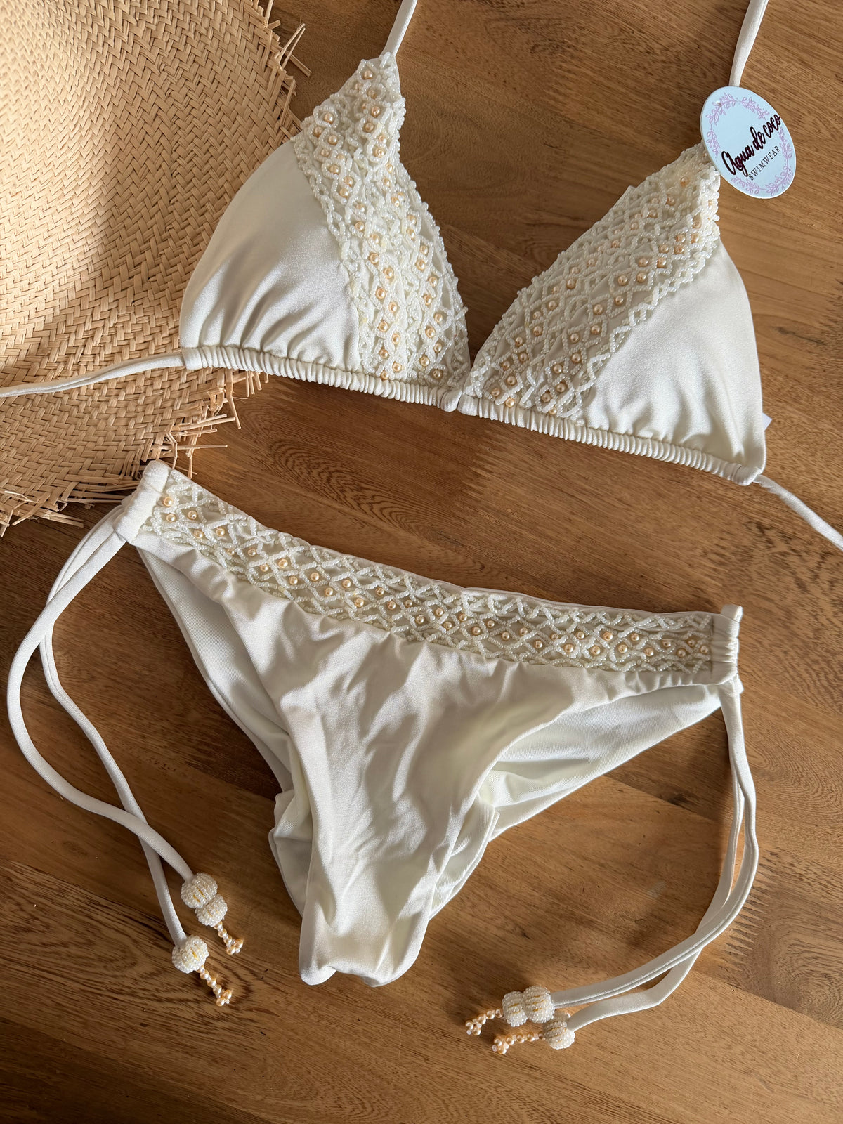 Bikini Dakota